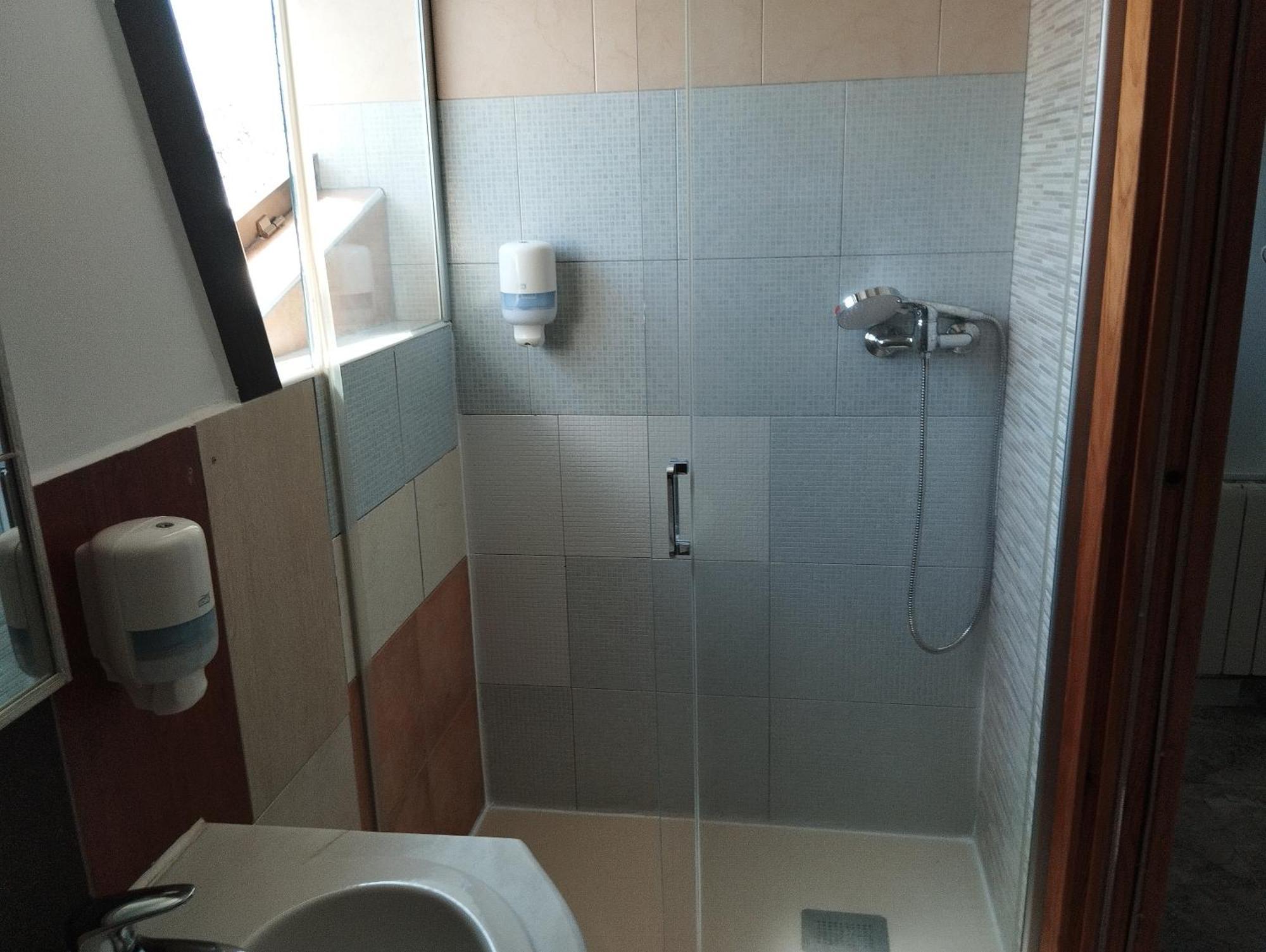 Hostal Bordillas Pomaluengo ภายนอก รูปภาพ
